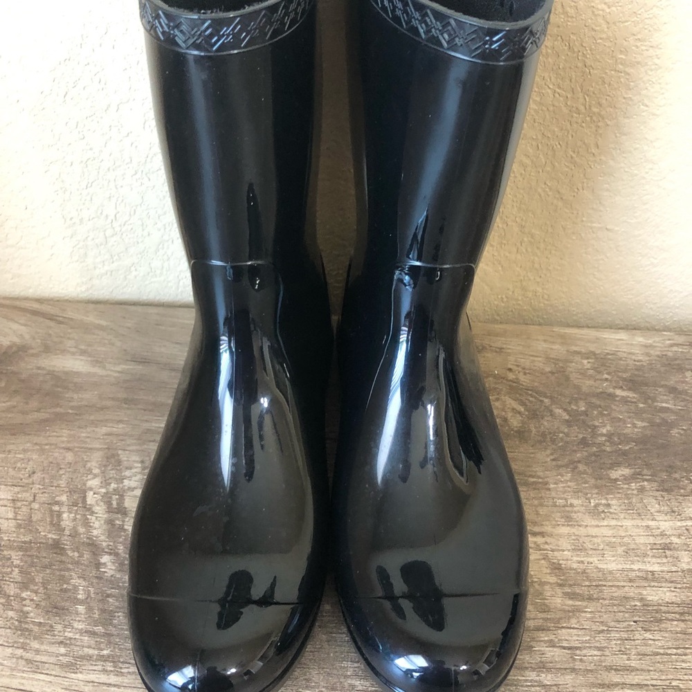 UGG Sienna Rain Boots ☔️